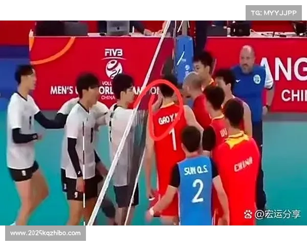 点球决胜时刻，深圳新鹏城U21门将扑救成转折点